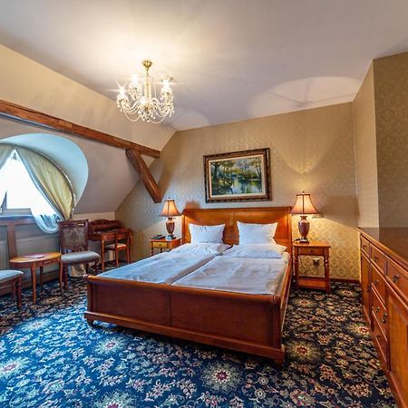 Chateau Zbiroh Екстериор снимка