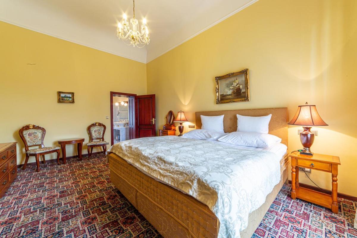 Chateau Zbiroh Екстериор снимка