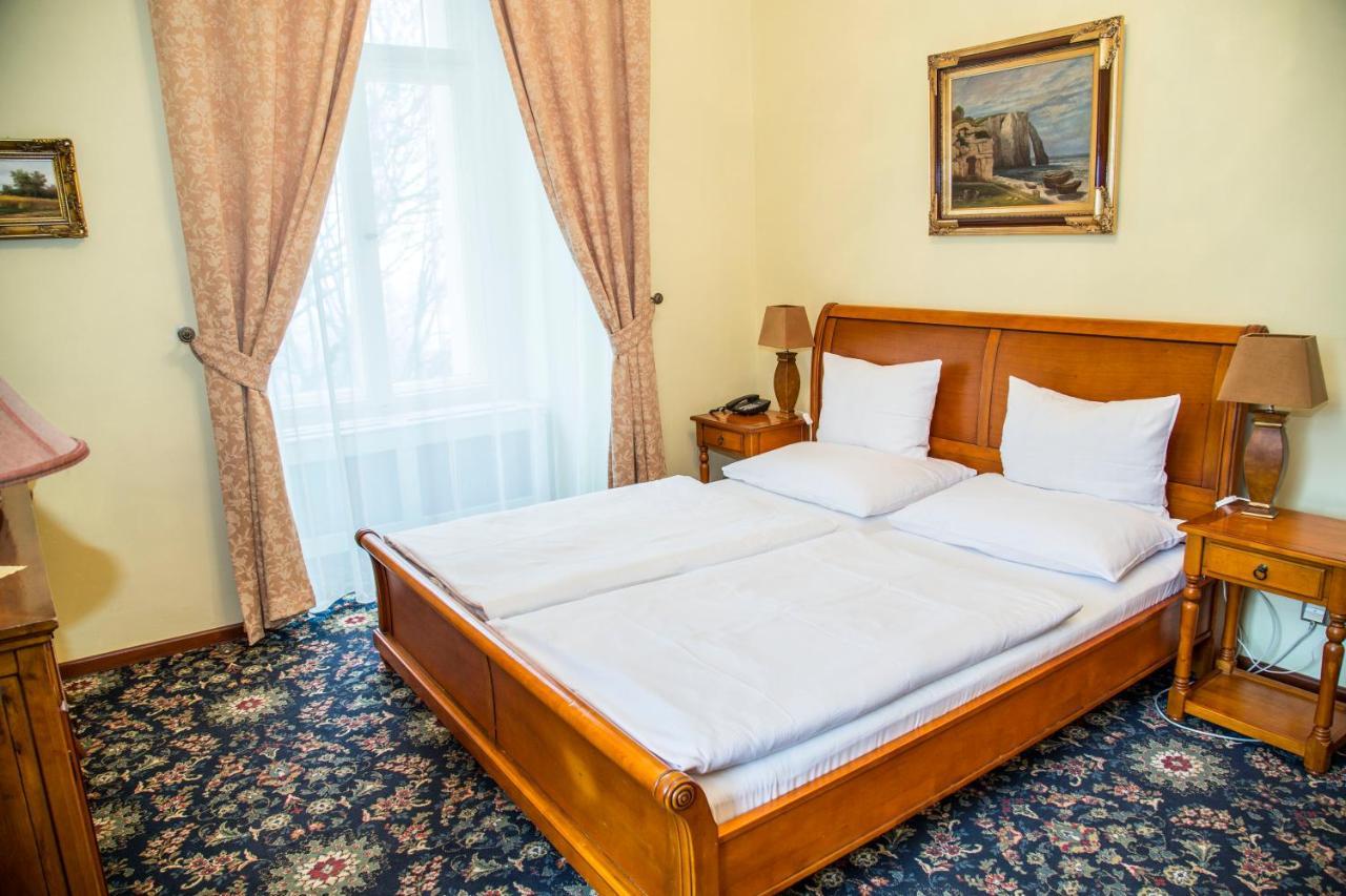 Chateau Zbiroh Екстериор снимка