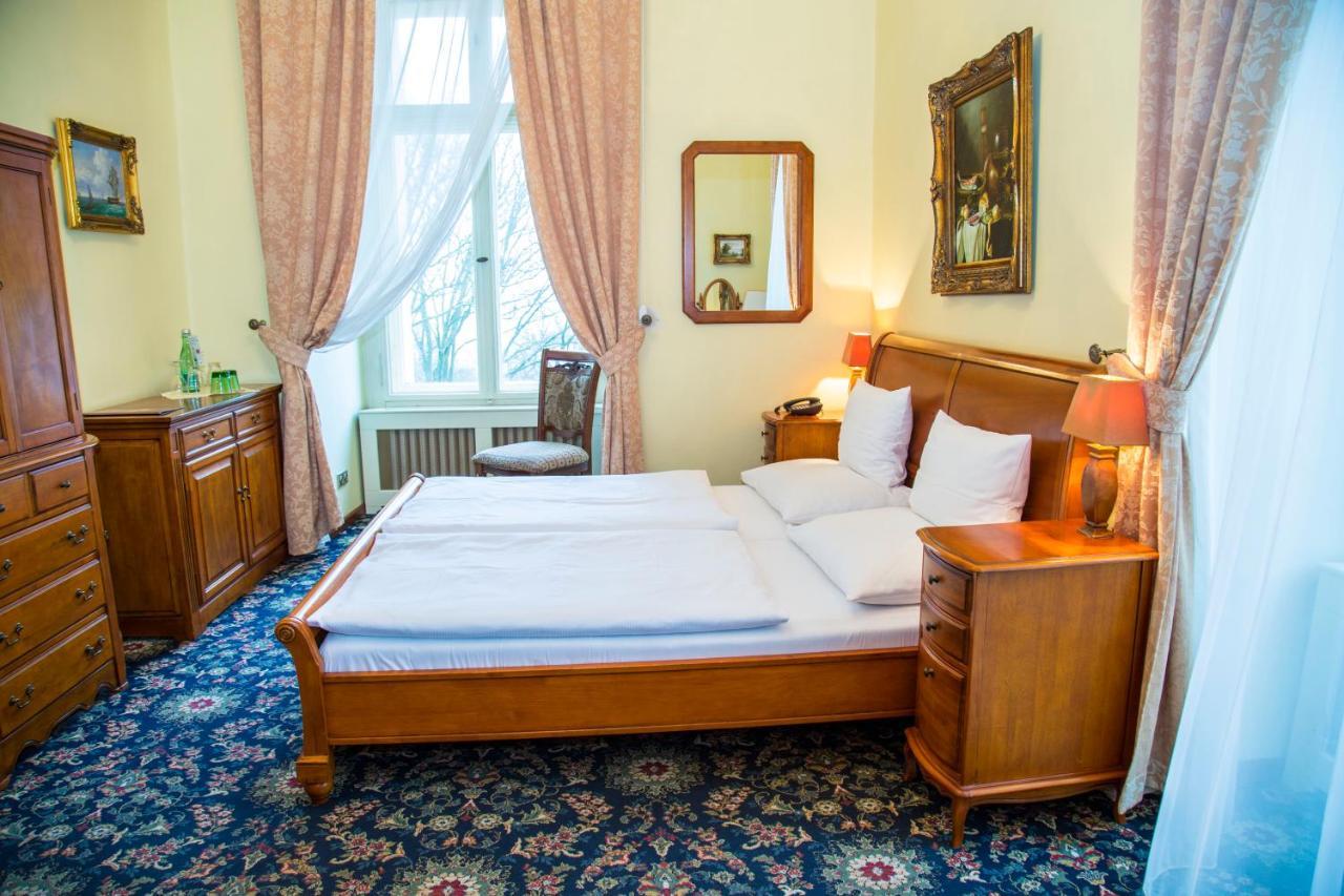 Chateau Zbiroh Екстериор снимка