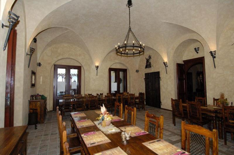 Chateau Zbiroh Екстериор снимка