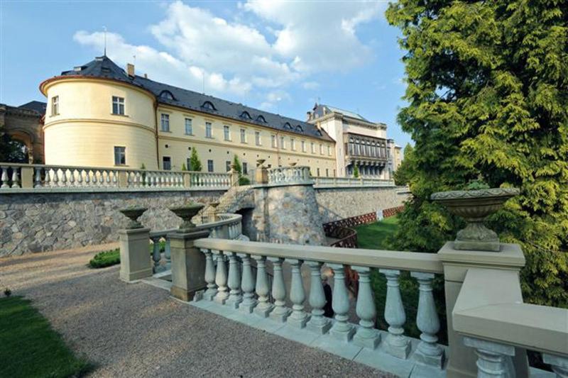 Chateau Zbiroh Екстериор снимка